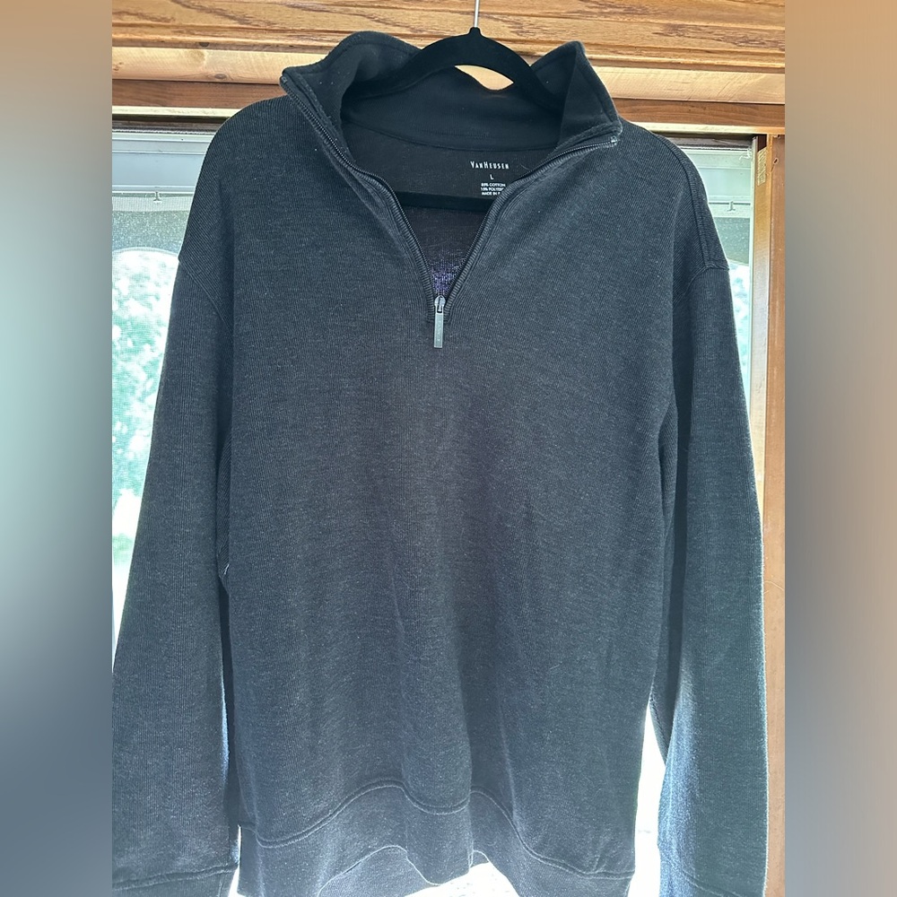 Large dark gray Van Heusen sweater
